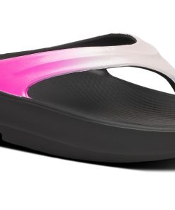 Women's OOlala Luxe Sandal - Frosted Fuchsia